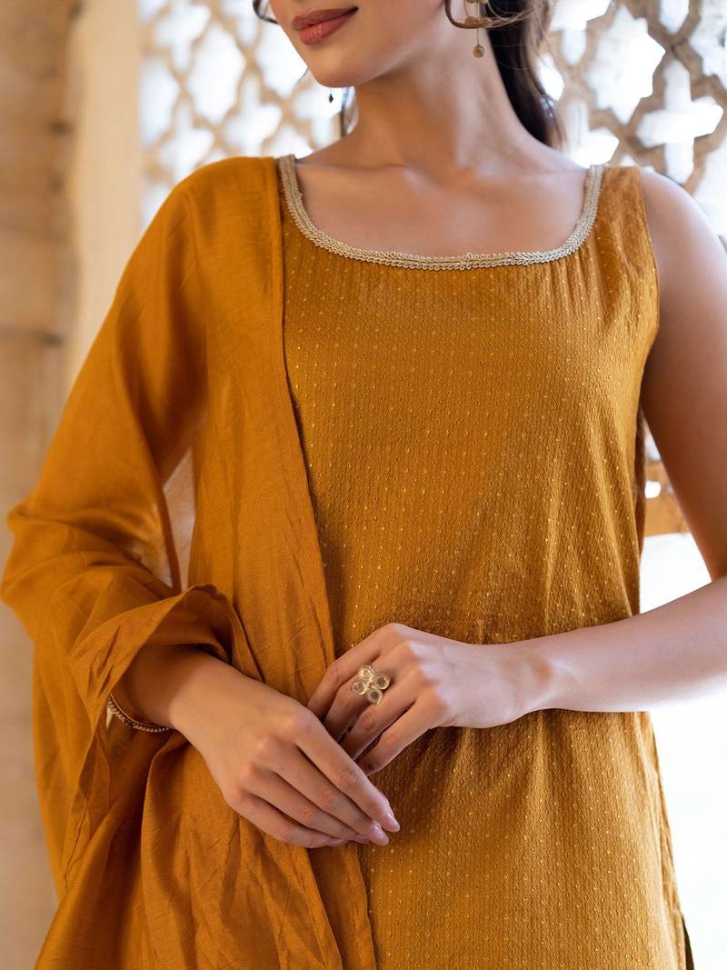 Women Ethnic Motifs Regular Thread Work Kurta with Trousers & With Dupatta