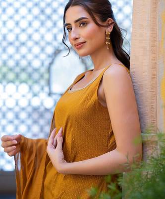 Women Ethnic Motifs Regular Thread Work Kurta with Trousers & With Dupatta 6