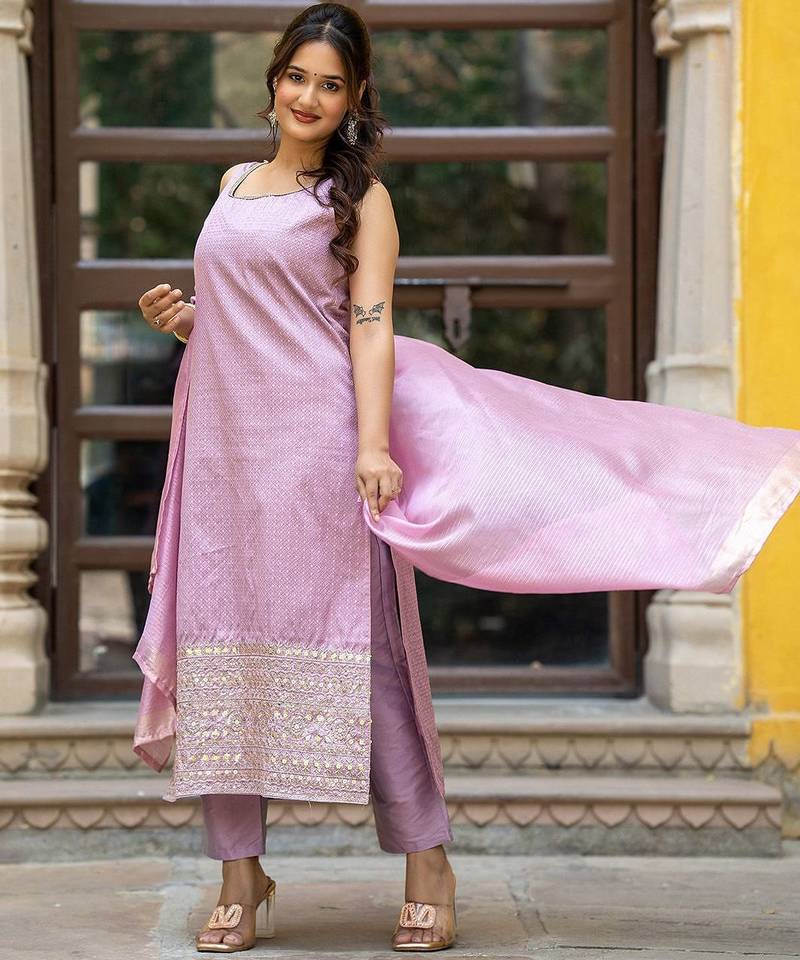 Women Ethnic Motifs Regular Thread Work Kurta with Trousers & With Dupatta