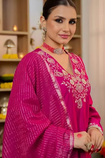Women Ethnic Motifs Embroidered Regular Thread Work Kurta with Palazzos & With Dupatta