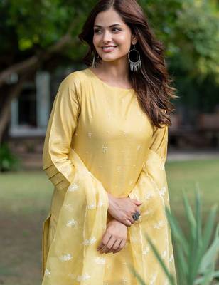 Women Ethnic Motifs Embroidered Regular Thread Work Chanderi Silk Kurta with Trousers & With Dupatta 6