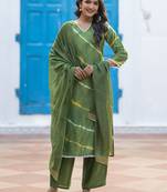 Women Leheriya Dyed Silk Kurta with Trousers & Dupatta