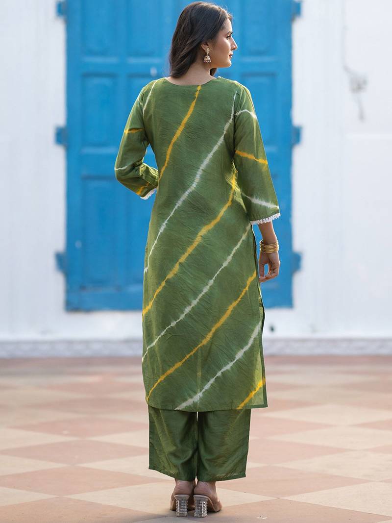 Women Leheriya Dyed Silk Kurta with Trousers & Dupatta