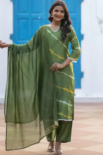 Women Leheriya Dyed Silk Kurta with Trousers & Dupatta