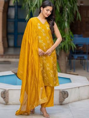 Women V-Neck Pure Silk Kurta with Palazzos & With Dupatta 1