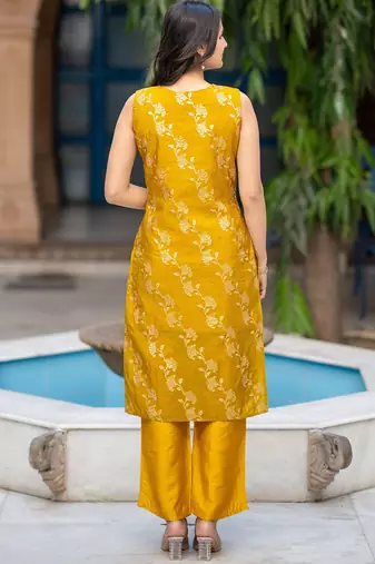 Women V-Neck Pure Silk Kurta with Palazzos & With Dupatta