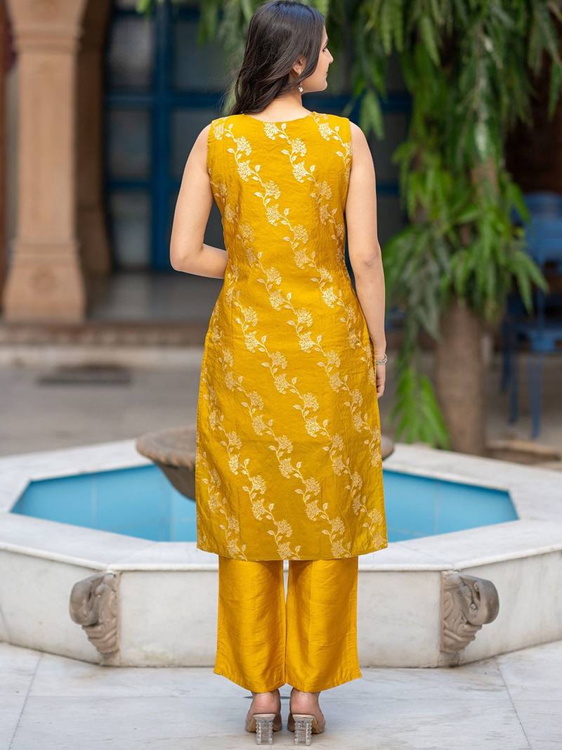 Women V-Neck Pure Silk Kurta with Palazzos & With Dupatta