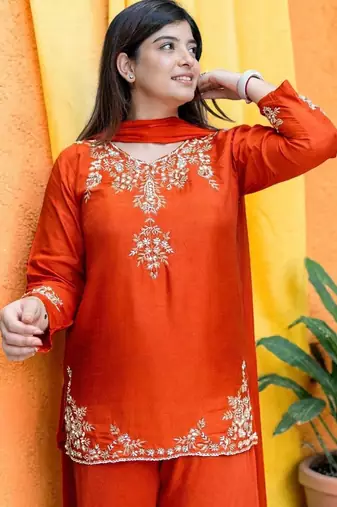 Women Ethnic Motifs Embroidered Regular Thread Work Silk Crepe Kurta with Palazzos & With Dupatta