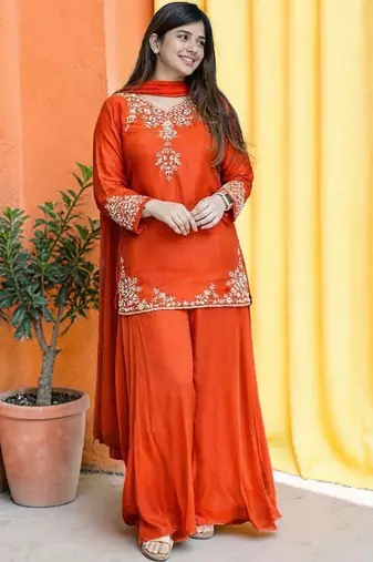 Women Ethnic Motifs Embroidered Regular Thread Work Silk Crepe Kurta with Palazzos & With Dupatta