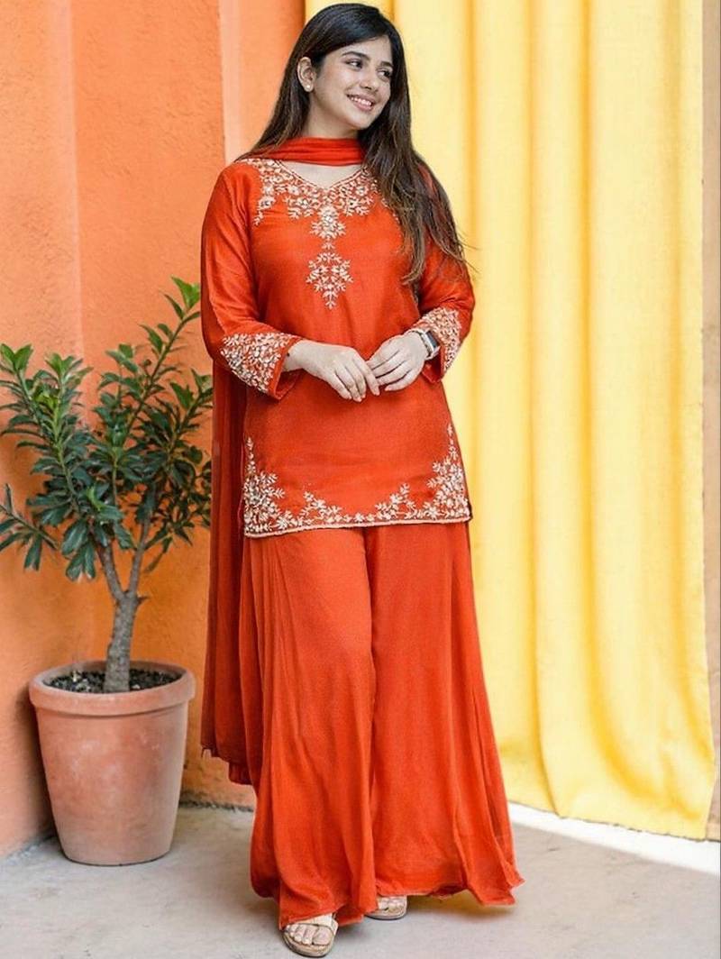 Women Ethnic Motifs Embroidered Regular Thread Work Silk Crepe Kurta with Palazzos & With Dupatta