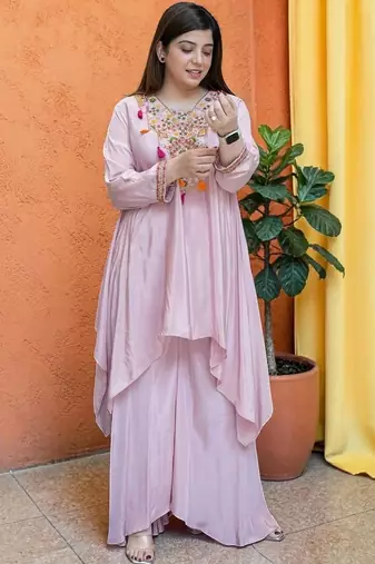 Women Ethnic Motifs Embroidered Regular Thread Work Silk Crepe Kurta with Palazzos