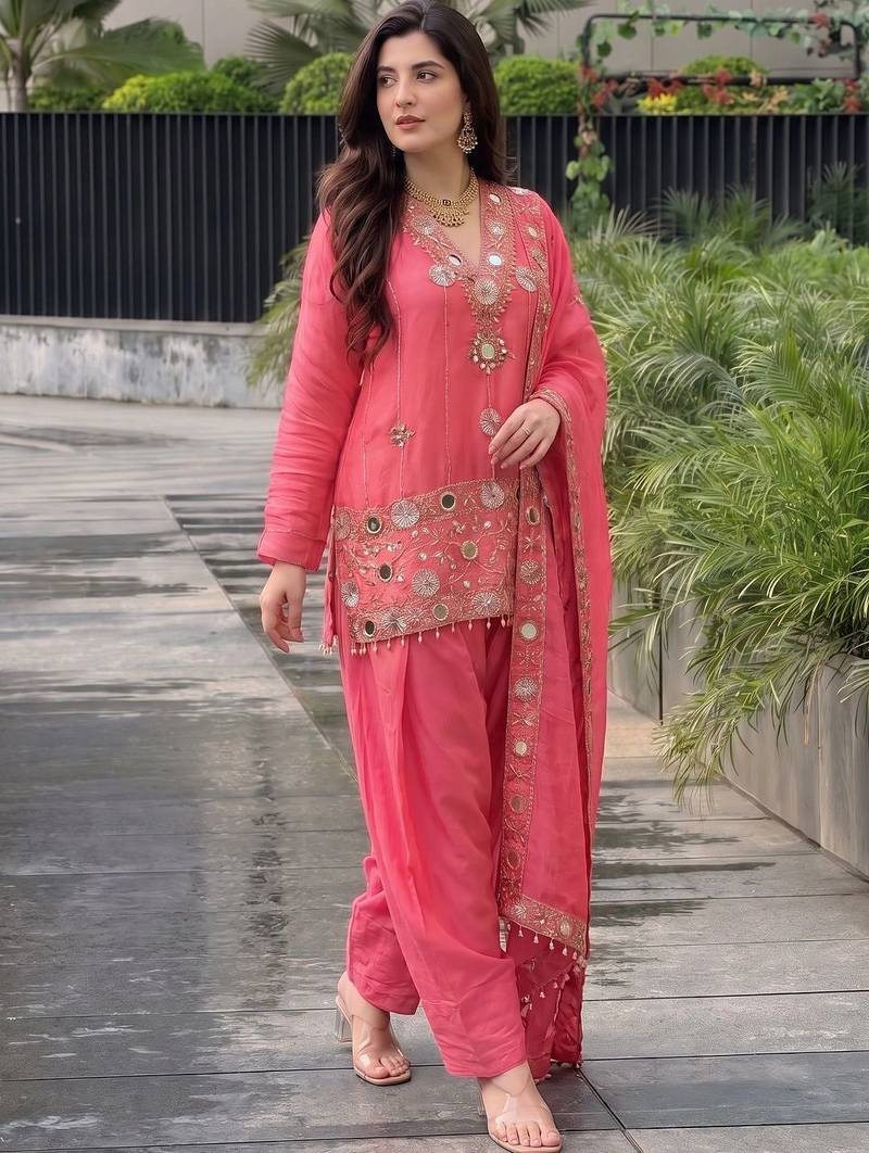 Women Ethnic Motifs Embroidered Regular Mirror Work Pure Silk Kurta with Patiala & With Dupatta