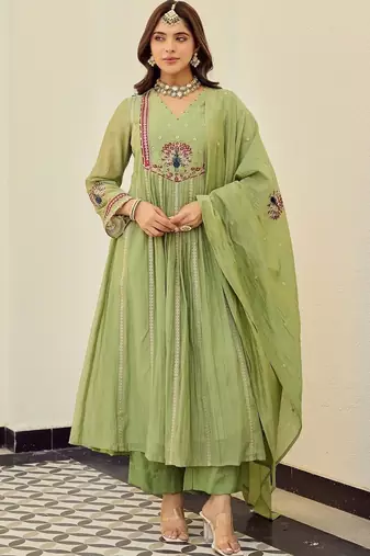 Women Ethnic Motifs Embroidered Regular Thread Work Chanderi Silk Kurta with Trousers & With Dupatta