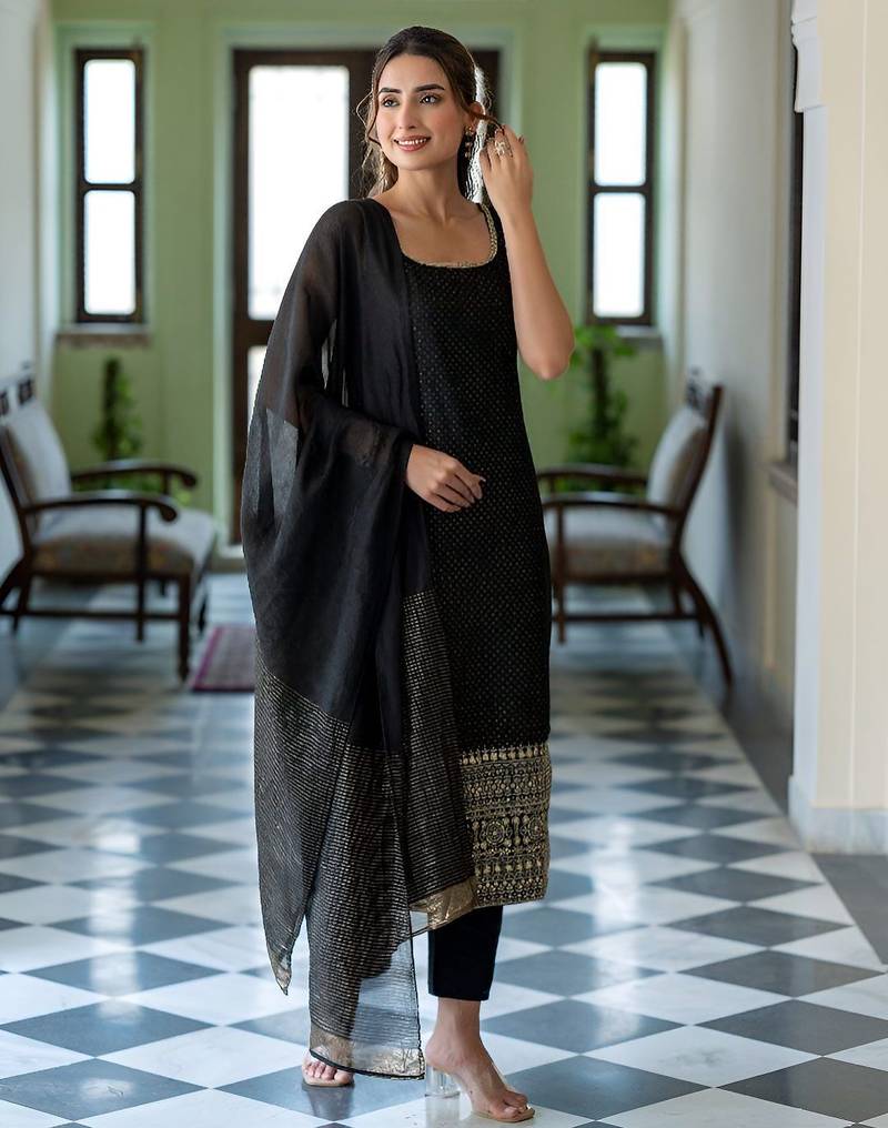 Women Ethnic Motifs Printed Regular Kurta with Trousers & Dupatta