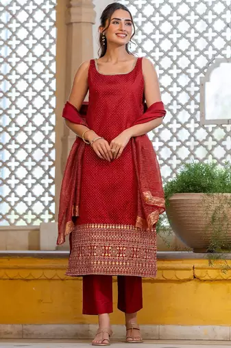 Women Ethnic Motifs Embroidered Regular Kurta with Trousers & With Dupatta