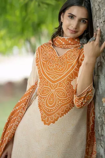Women Bandhani Printed Regular Pure Cotton Kurta with Palazzos & With Dupatta