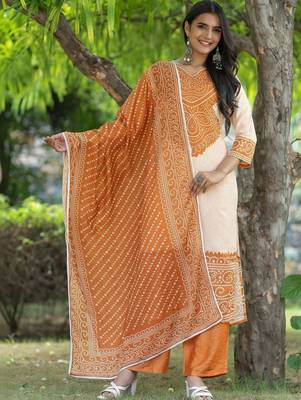 Women Bandhani Printed Regular Pure Cotton Kurta with Palazzos & With Dupatta 3