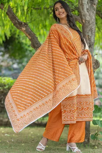 Women Bandhani Printed Regular Pure Cotton Kurta with Palazzos & With Dupatta