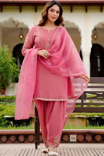Women Ethnic Motifs Embroidered Regular Thread Work Pure Silk Kurta with Patiala & With Dupatta