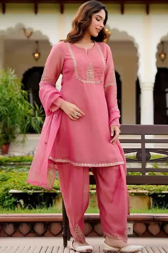 Women Ethnic Motifs Embroidered Regular Thread Work Pure Silk Kurta with Patiala & With Dupatta