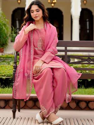 Women Ethnic Motifs Embroidered Regular Thread Work Pure Silk Kurta with Patiala & With Dupatta 7