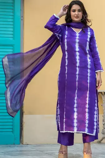 Women Dyed Regular Kurta with Trousers & With Dupatta