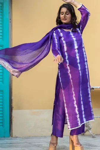 Women Dyed Regular Kurta with Trousers & With Dupatta