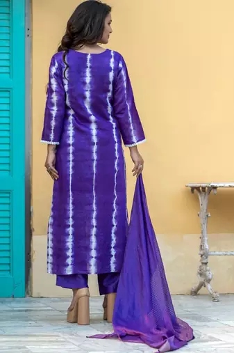 Women Dyed Regular Kurta with Trousers & With Dupatta