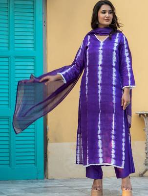 Women Dyed Regular Kurta with Trousers & With Dupatta 5