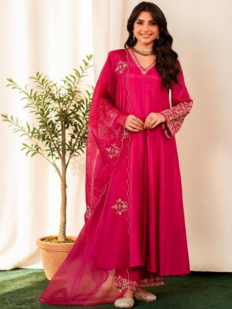 Women Ethnic Motifs Embroidered Empire Thread Work Chanderi Silk Kurta with Trousers & With Dupatta
