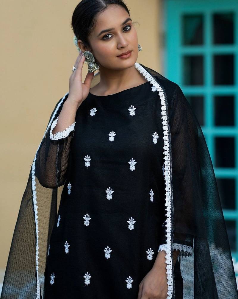 Women Ethnic Motifs Embroidered Regular Chikankari Kurta with Trousers & With Dupatta