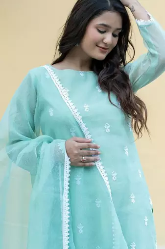 Women Ethnic Motifs Embroidered Regular Thread Work Kurta with Trousers & With Dupatta
