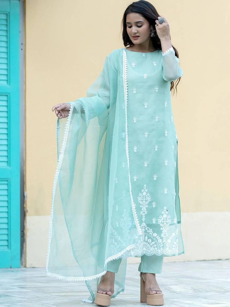 Women Ethnic Motifs Embroidered Regular Thread Work Kurta with Trousers & With Dupatta