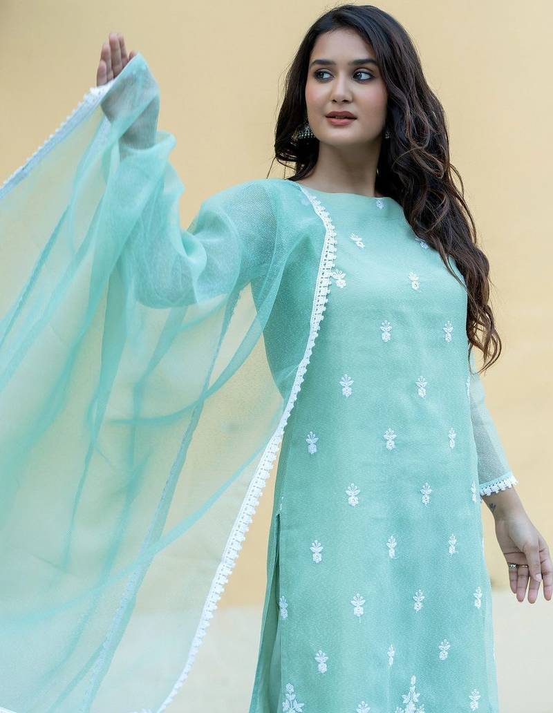Women Ethnic Motifs Embroidered Regular Thread Work Kurta with Trousers & With Dupatta