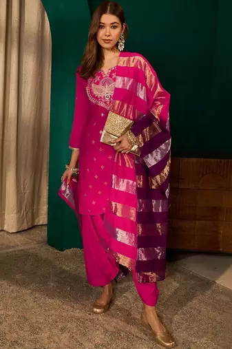 Women Ethnic Motifs Embroidered Regular Kurta with Patiala & With Dupatta