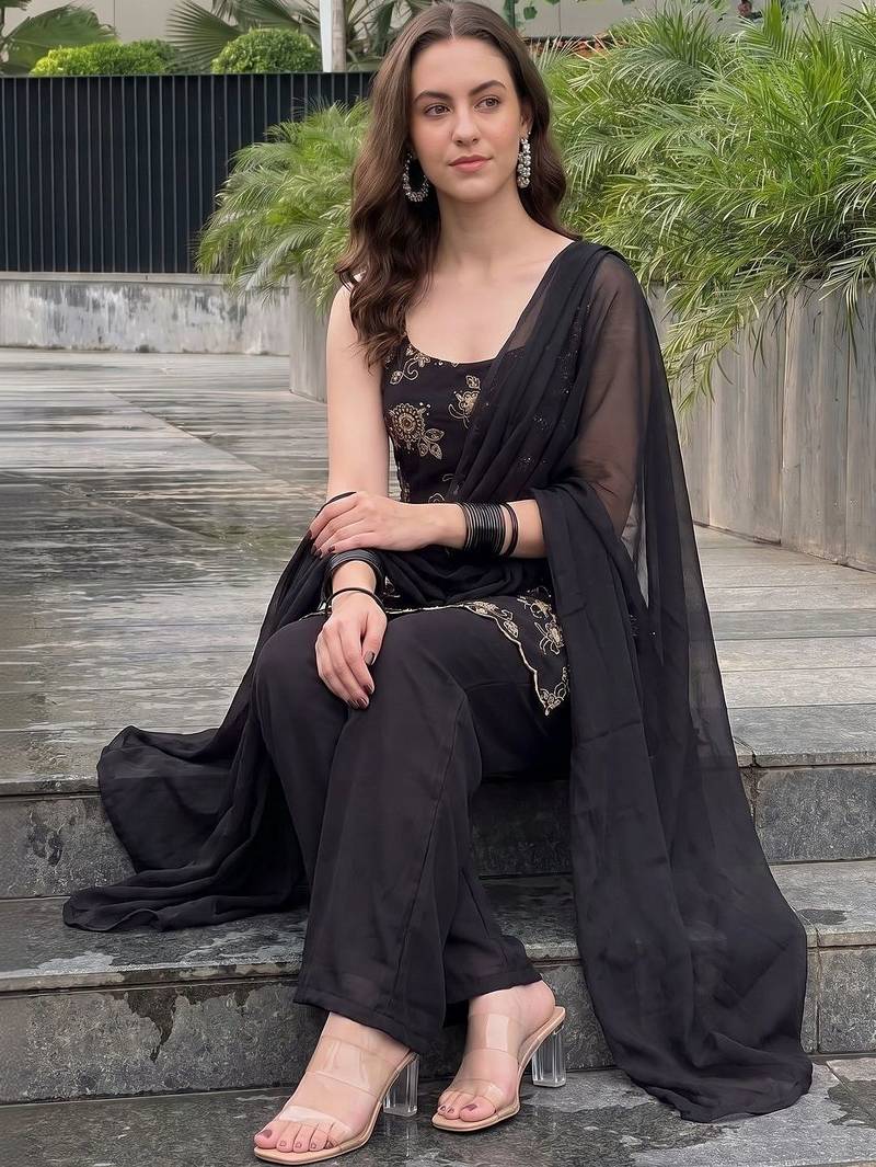 Women Ethnic Motifs Embroidered Regular Thread Work Kurta with Palazzos & With Dupatta