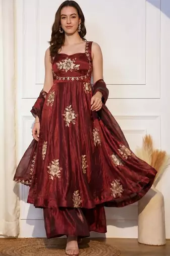 Women Floral Embroidered Empire Thread Work Kurta with Palazzos & With Dupatta