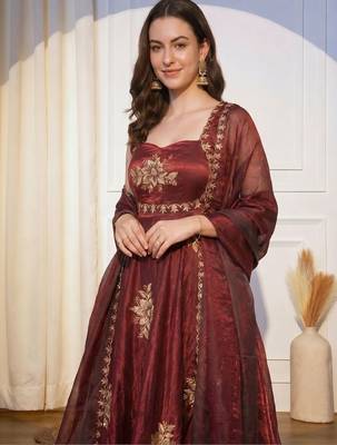 Women Floral Embroidered Empire Thread Work Kurta with Palazzos & With Dupatta 4