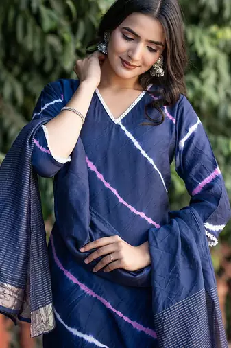 Leheriya Dyed V-Neck Pure Silk Straight Kurta With Trousers & Dupatta