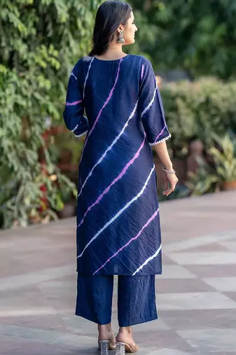 Leheriya Dyed V-Neck Pure Silk Straight Kurta With Trousers & Dupatta