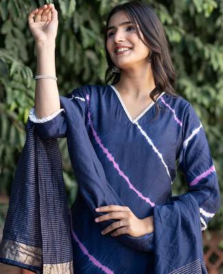 Leheriya Dyed V-Neck Pure Silk Straight Kurta With Trousers & Dupatta 7