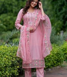 Women Ethnic Motifs Embroidered Regular Thread Work Chanderi Silk Kurta with Trousers & With Dupatta