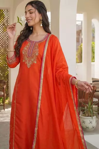 Women Ethnic Motifs Embroidered Regular Thread Work Kurta with Trousers & With Dupatta