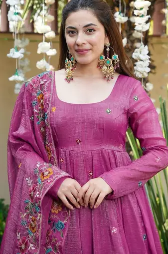 Women Floral Embroidered Empire Thread Work Kurta with Palazzos & With Dupatta