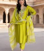 Women Ethnic Motifs Embroidered Regular Thread Work Kurta with Trousers & With Dupatta