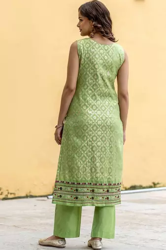 Women Ethnic Motifs Regular Thread Work Kurta with Palazzos & With Dupatta