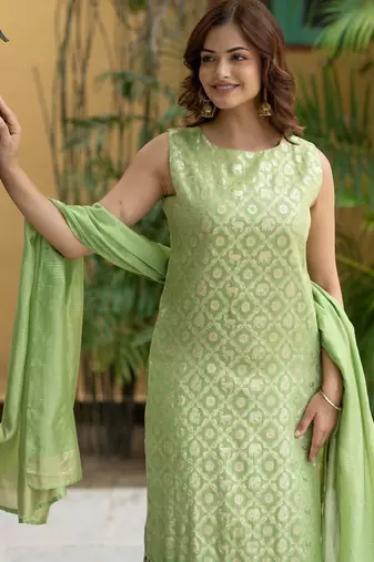 Women Ethnic Motifs Regular Thread Work Kurta with Palazzos & With Dupatta
