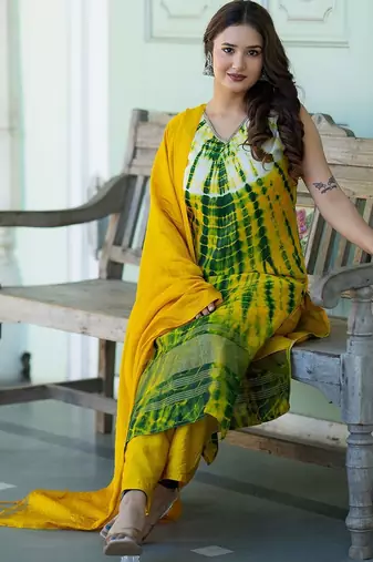 Abstract Printed V-Neck Pure Silk Kurta With Trousers & Dupatta