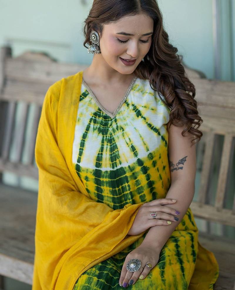 Abstract Printed V-Neck Pure Silk Kurta With Trousers & Dupatta