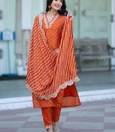 Women Bandhani Printed Empire Thread Work Kurta with Trousers & With Dupatta